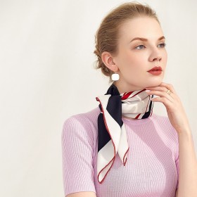Foulard en Soie Femme Noir Blanc ★ Lydia