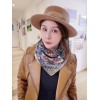 Petit Foulard en Soie pour Femme ★ Rêves de Fleurs et Silhouettes