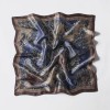 Petit Foulard en Soie pour Femme ★ Motifs Magnifiques en Bleu et Brun Paisley