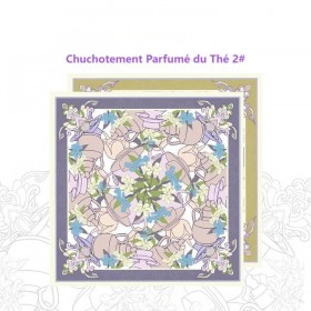 Petit Foulard en Soie pour Femme ★ Chuchotement Parfumé du Thé aux tons rose et bleu