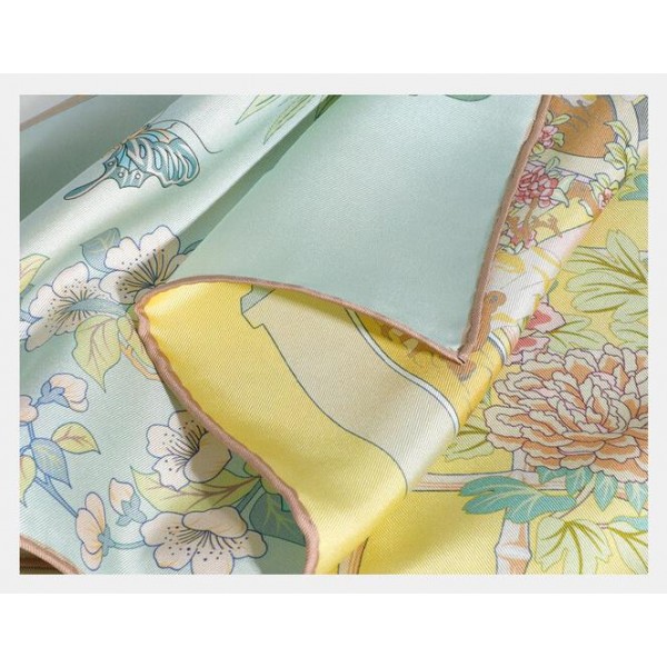 Foulard en soie pour femme ★ Promenade des Dames aux Fleurs Éternelles au ton jaune-vert
