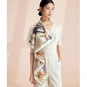 Foulard en soie pour femme ★ La Danse des Fleurs de la Route de la Soie