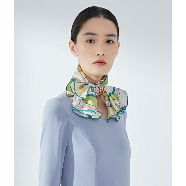 Foulard en soie pour femme ★ Rythme poétique des couleurs pastels aux tons bleu et rose
