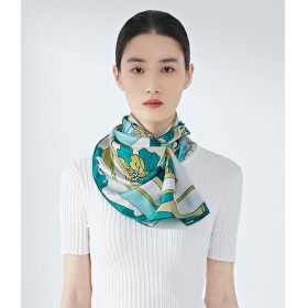 Foulard en soie pour femme ★ Rythme poétique des couleurs pastels aux tons bleu et violet