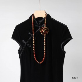 Collier Bodhi en soie raffinée et élégante