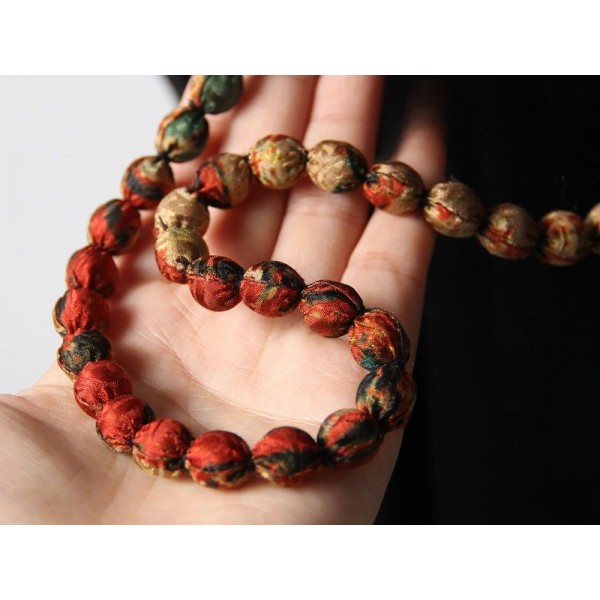 Collier de perles de bodhi en soie raffinée et élégante