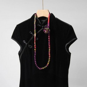 Collier Bodhi en soie raffinée et élégante