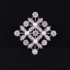 Boucle de foulard à trois anneaux en forme de carré personnalisé en or blanc avec zircons blancs