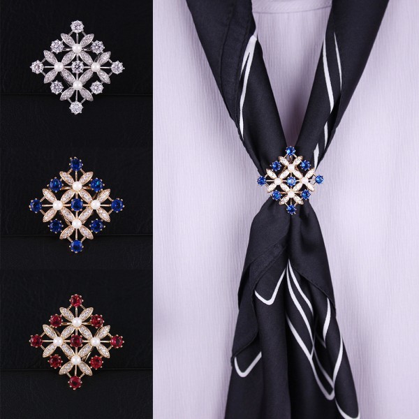 Boucle de foulard à trois anneaux en forme de carré personnalisé en or champagne avec zircons rouges