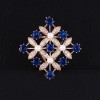 Boucle de foulard à trois anneaux en forme de carré personnalisé en or champagne avec zircons bleus