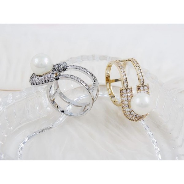 Attache-écharpe en perles à la mode en or blanc
